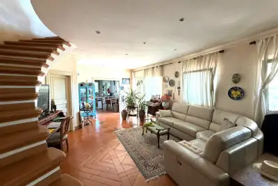 Villa Plurifamiliare in vendita, Vicolo della Riserva del Fontanile, Roma