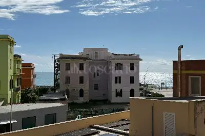 Casa in vendita, Via Alessandro Montagna, Roma