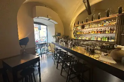 Palazzo in vendita, Via Andrea Da Bari, Bari