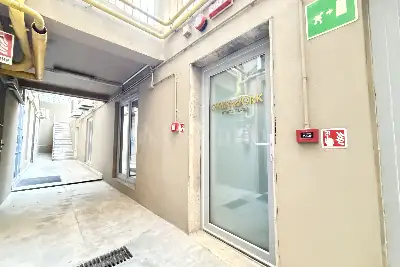 Laboratorio in vendita, Via Fieno, Milano