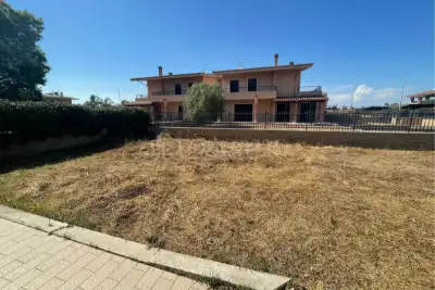 Villa Plurifamiliare in vendita, Via Giuseppe Saracco, Pomezia