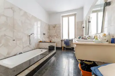 Casa in vendita, Via Serviliano Lattuada 3, Milano