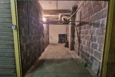 Box in vendita, Viale Bruno Pelizzi, Roma