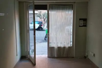 Negozio in vendita, Via Eleonora d'Arborea, Roma