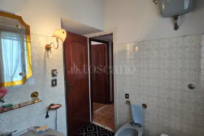 Casa in vendita, Via Allumiere, Roma