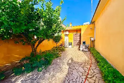 Casa Indipendente in vendita, Via Acquapendente, Nettuno