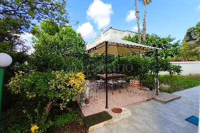 Casa Indipendente in vendita, Via Provinciale San Vito, Brindisi