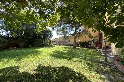 Villa in vendita, Via San Candido, Roma