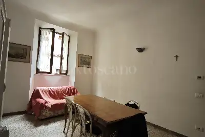 Casa in vendita, Via Camollia, Siena