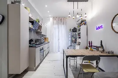 Casa in vendita, Via Guglielmo Guintellino, Milano