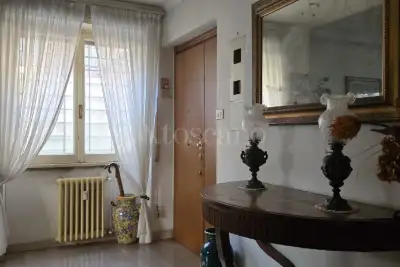 Casa in vendita, Via Meropia, Roma