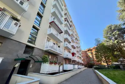 Casa in vendita, Viale Omero, Milano