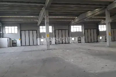 Capannone in vendita, SP193, Maleo