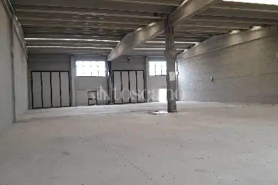 Capannone in vendita, SP193, Maleo