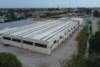 Capannone in vendita, SP193, Maleo