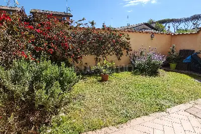 Casa in vendita, Viale di Castel Porziano, Roma
