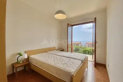 Casa in vendita, via Nuova, Letojanni