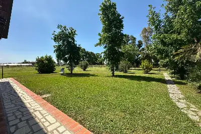 Casa Indipendente in vendita, Strada Masieri Guido, Latina