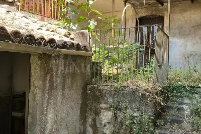 Casa Indipendente in vendita, Via Santa Lucia, Mascalucia