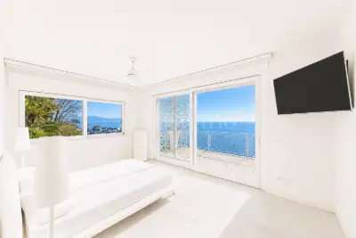 Villa in vendita, Via T. Tasso, Manerba del Garda