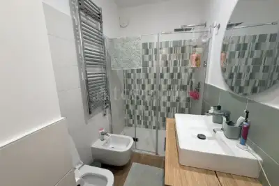 Casa in vendita, Via Varrone, Pomezia