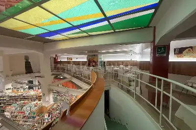 Negozio in vendita, Pressi Palazzo Doglio, Cagliari