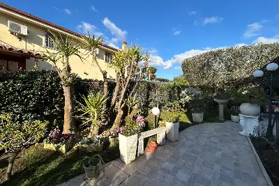 Villa Plurifamiliare in vendita, Via Angelo de Gubernatis, Roma