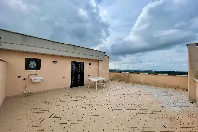 Attico in vendita, Via Giuseppe Saragat, Pomezia