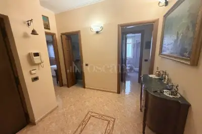 Casa in vendita, Via Virgilio, Pomezia