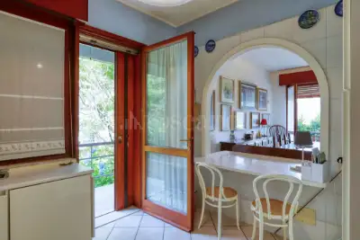 Villa in vendita, Via Farioli, Porto Ceresio