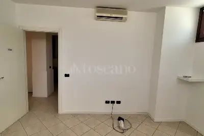 Ufficio in vendita, Via Sant'Adeodato, Cantù