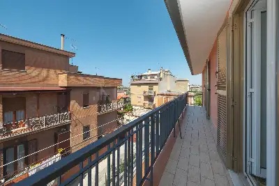 Casa in vendita, Via Comiso, Roma