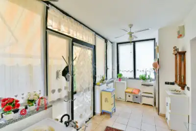 Casa in vendita, Via Fratelli Cairoli, Erba