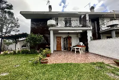 Villa Plurifamiliare in vendita, Viale Acqua Marina, Anzio