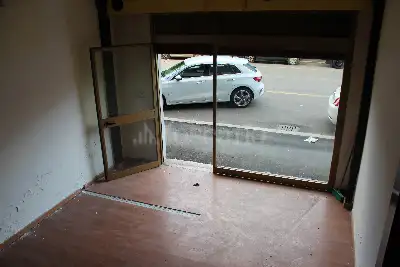 Negozio in vendita, Via Zamosch, Cassino