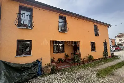 Casa in vendita, Via di Ramini, Pistoia