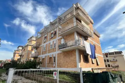 Casa in vendita, Via Maenza, Roma