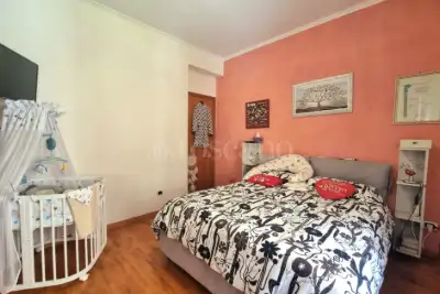 Casa in vendita, Via Calpurnio Fiamma, Roma