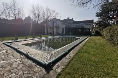 Casale in vendita, Strada Monferrina, Casteggio