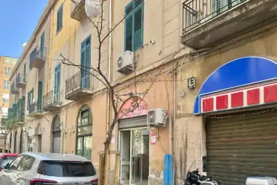 Negozio in affitto, Via Nicola Fabrizi, Messina