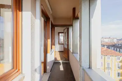 Casa in vendita, Via Macedonio Melloni, Milano