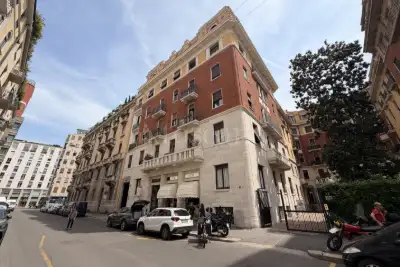 Ufficio in vendita, Via Podgora, Milano