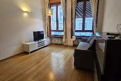 Casa in vendita, Via Umberto Visconti di Modrone, Milano