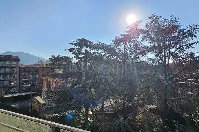 Casa in vendita, Via Montello, Brescia