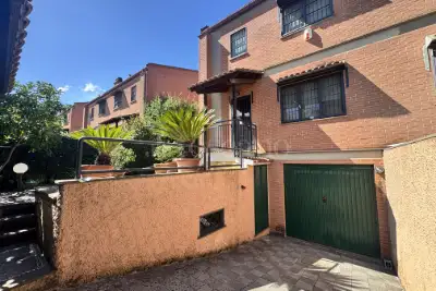 Villa Bifamiliare in vendita, Via Mario Lanza, Roma
