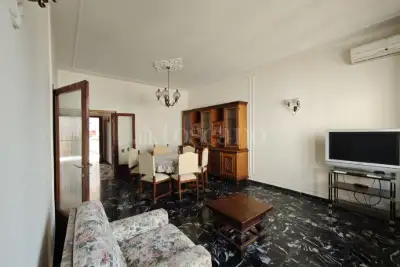 Casa in vendita, Via Martiri di Scalvaia, Siena
