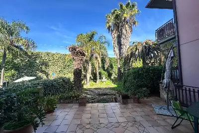 Villa in vendita, Via C. Colombo, San Pietro Clarenza