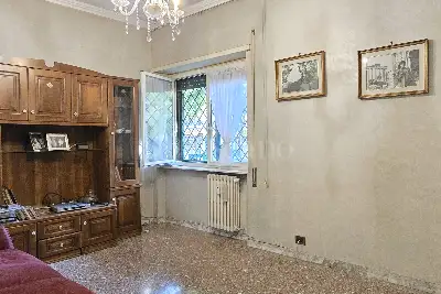 Casa in vendita, Via Costantino, Roma