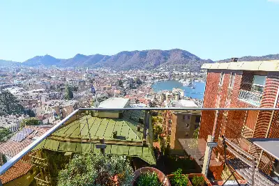 Casa in vendita, Via Prudenziana, Como