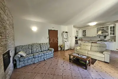 Casa in vendita, Via Villa Sera, Caino, Caino